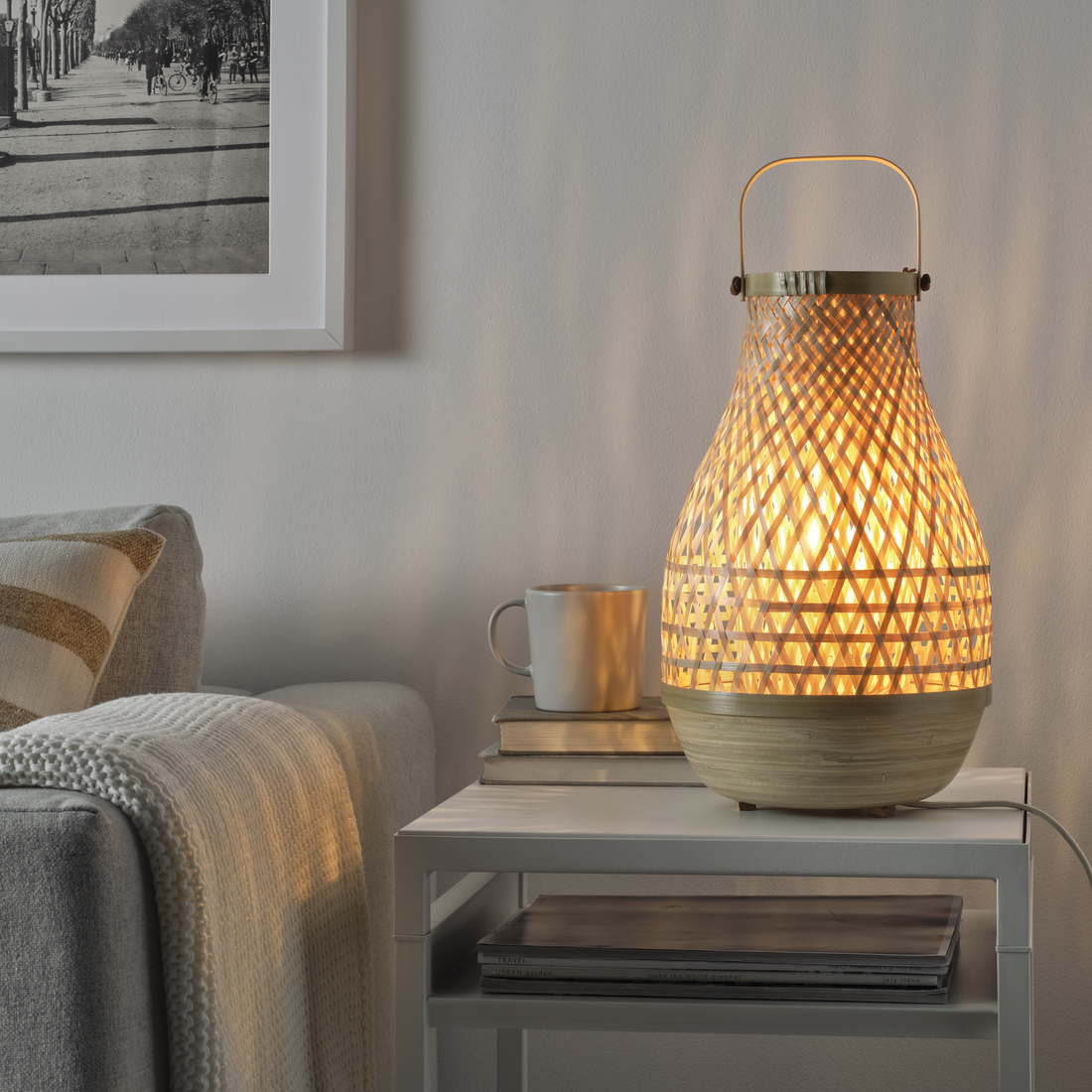 MISTERHULT, stolní lampa.