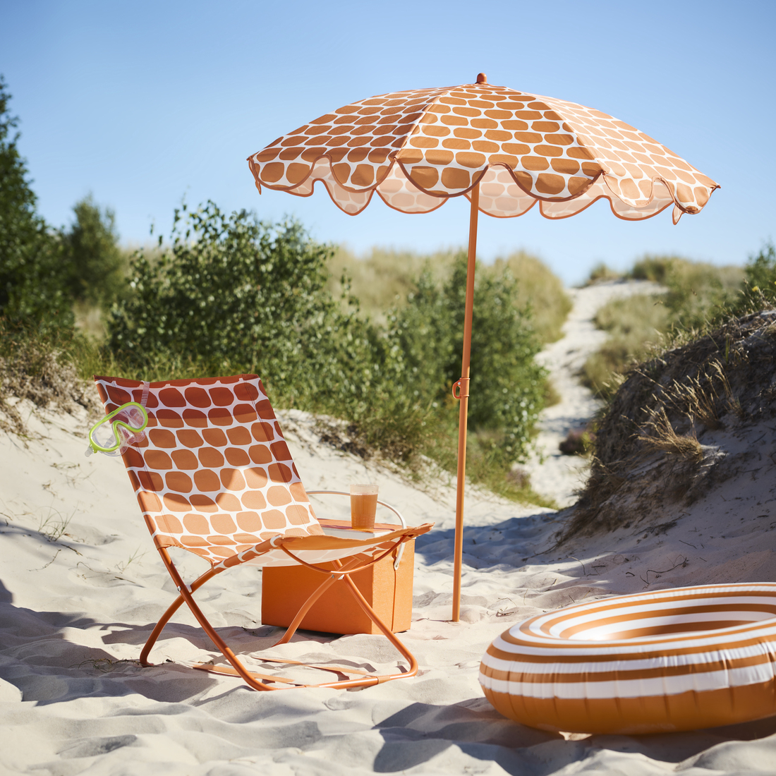 STRANDÖN, slunečník.