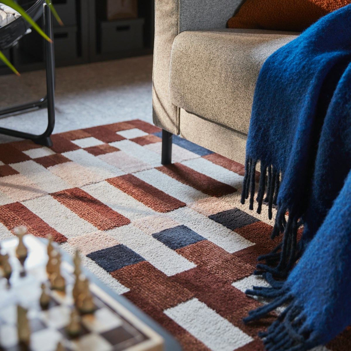 MARKBLÅMME, koberec.