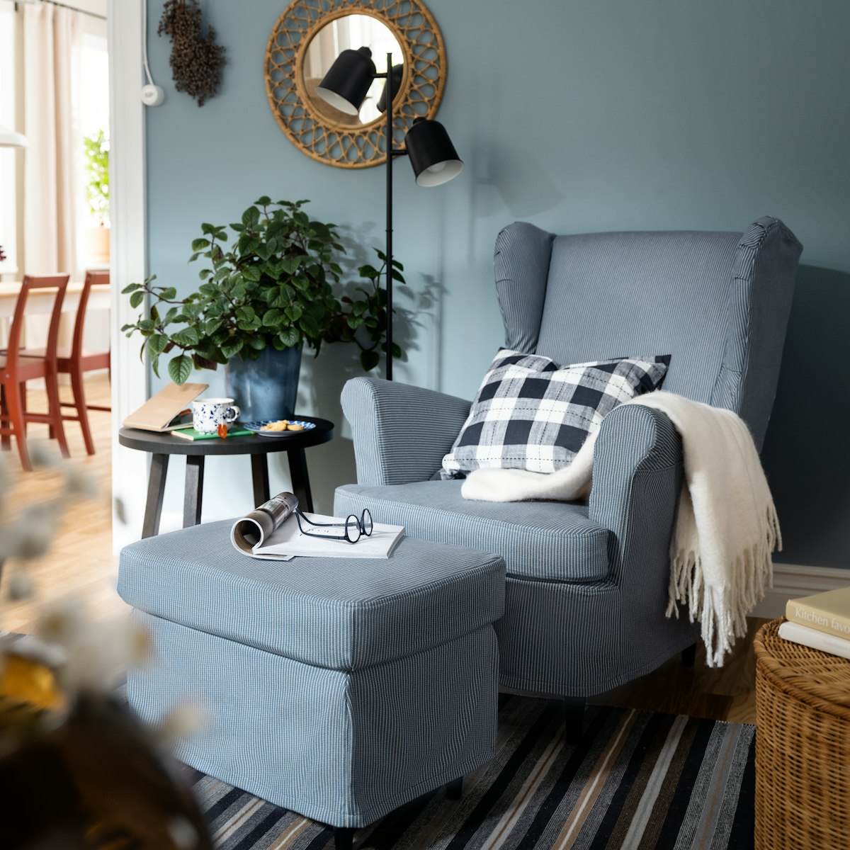 STRANDMON, podnožka.