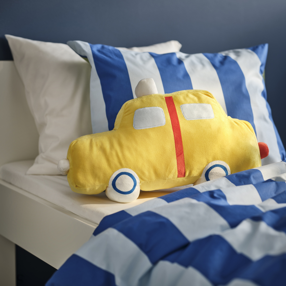 BARNDRÖM, polštář, žluté auto/taxi.