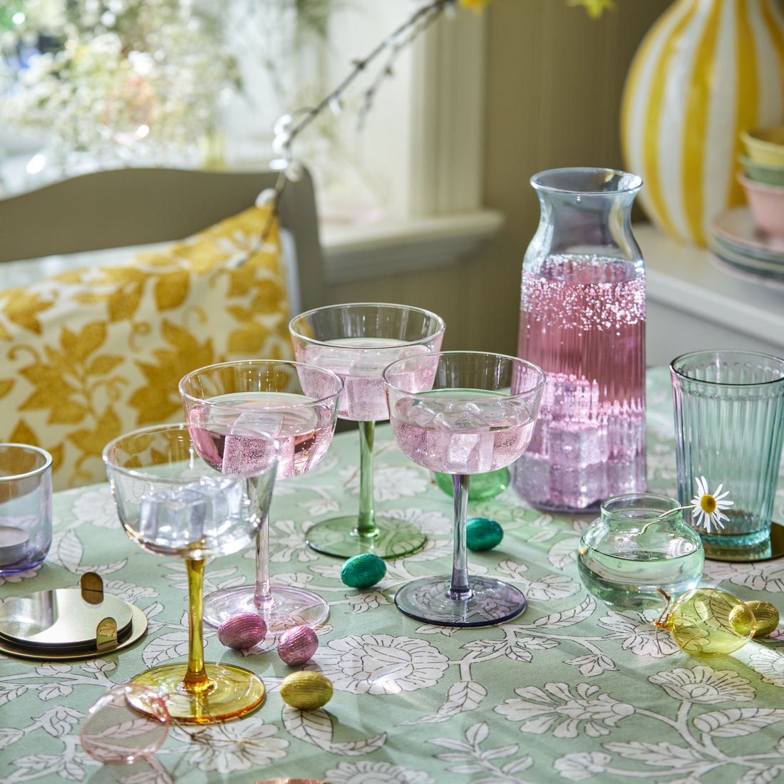 TJÄRLEK, skleničky.